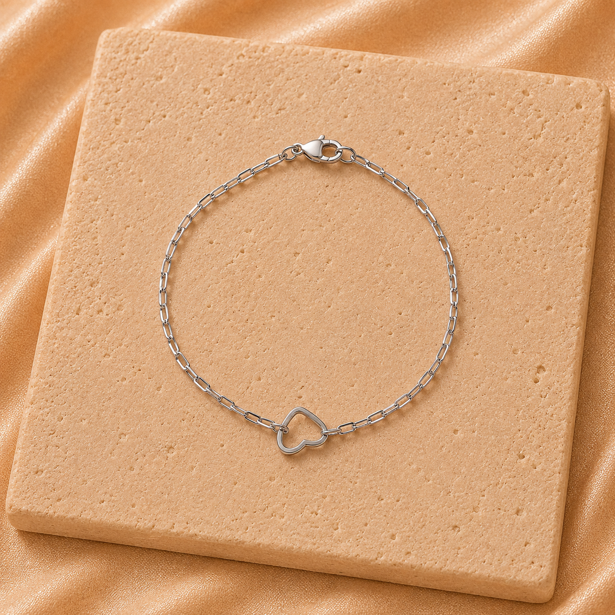 Coravie Bracelet - Image 2